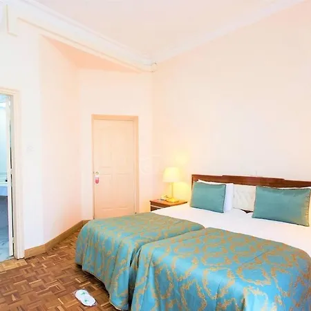 Anadol Hotel & Pool Central Kyrenia Szálloda 3*