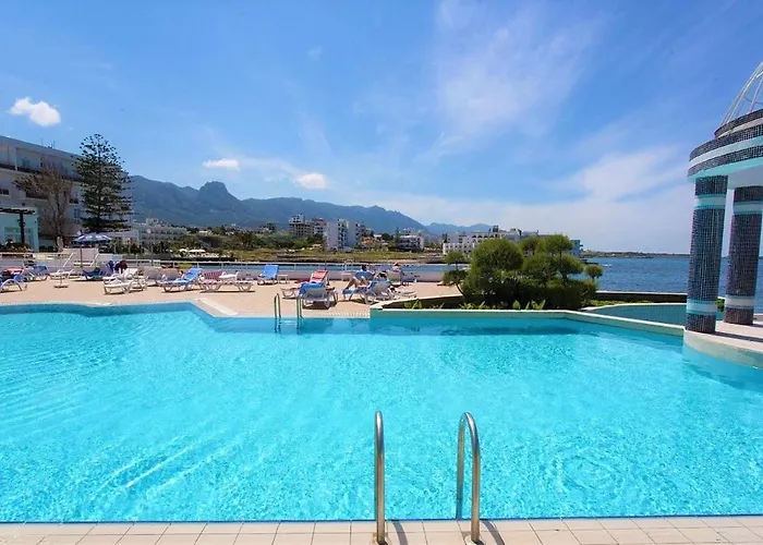 Anadol Hotel & Pool Central Kyrenia Hotel Templos